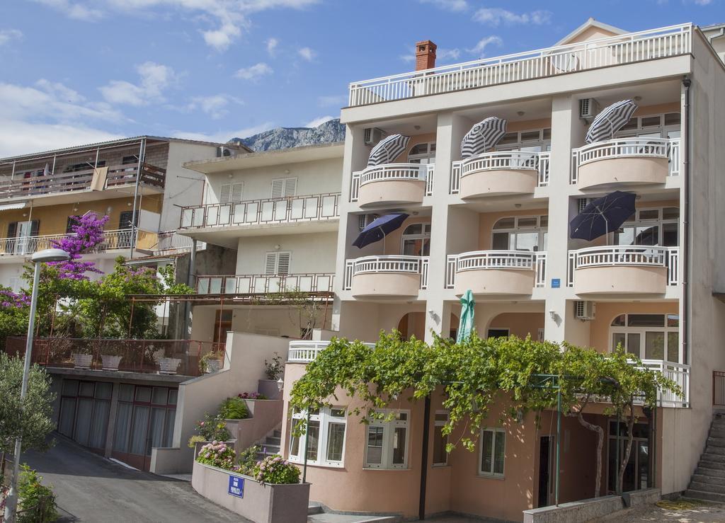 מאקרסקה Apartments Kovac מראה חיצוני תמונה