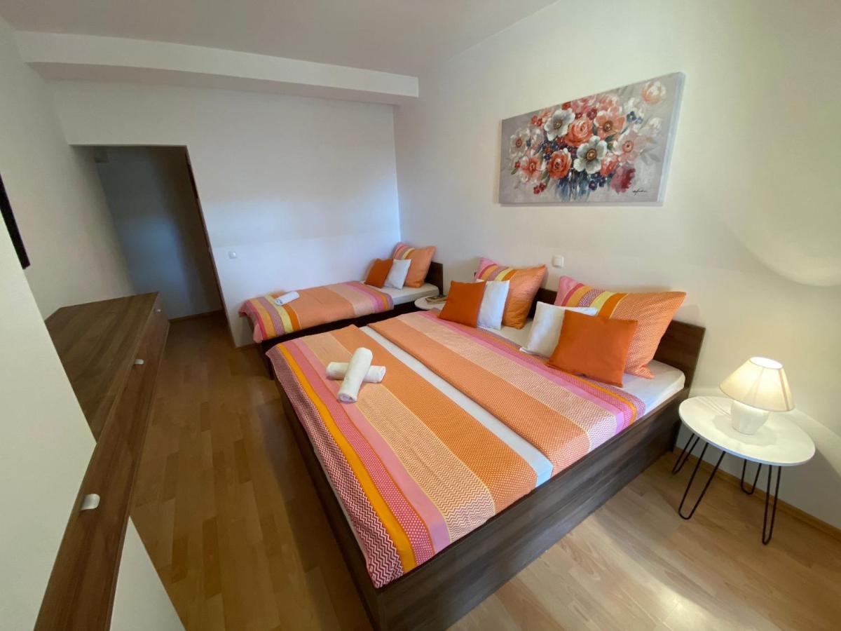 מאקרסקה Apartments Kovac מראה חיצוני תמונה