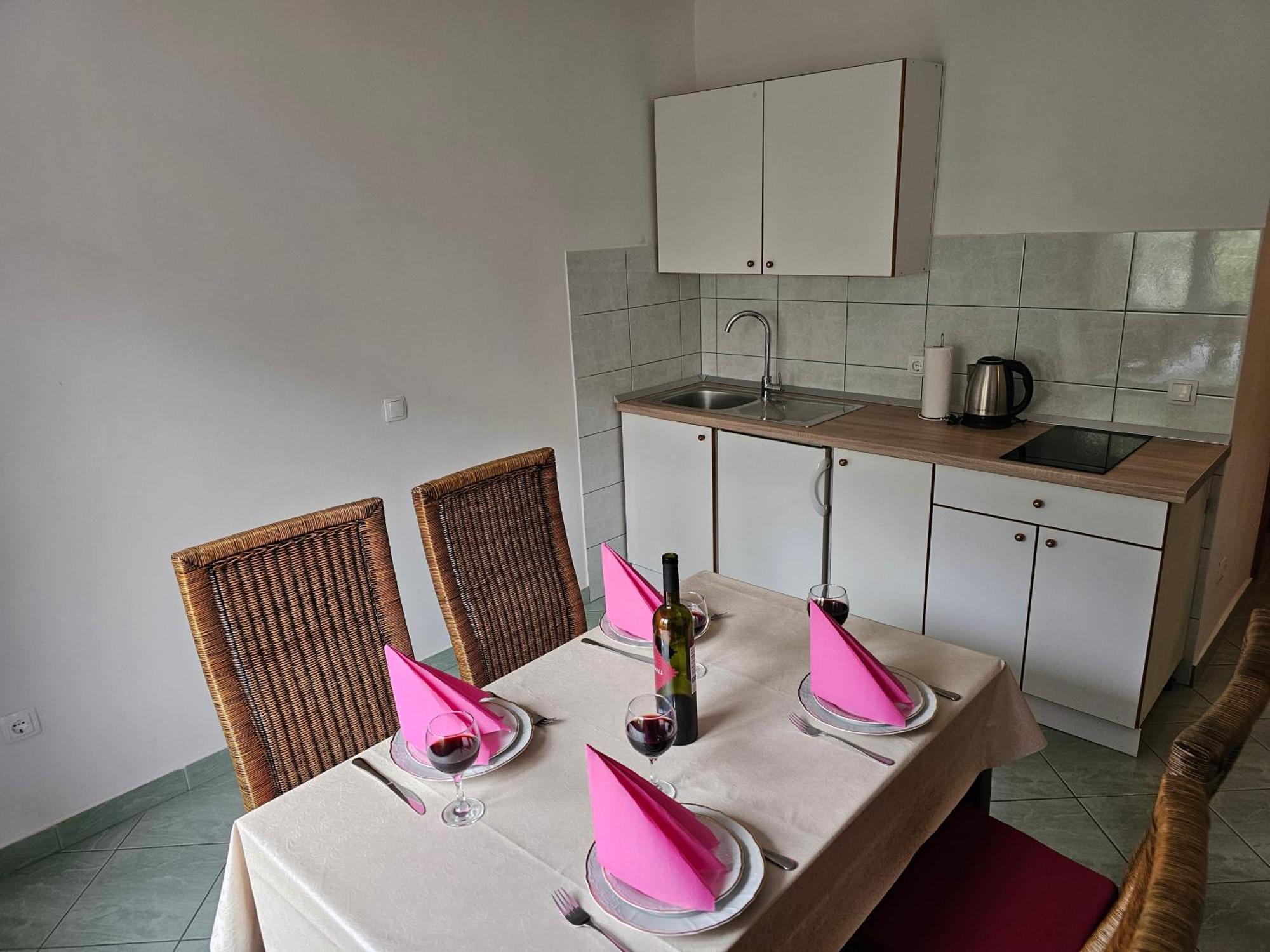 מאקרסקה Apartments Kovac חדר תמונה