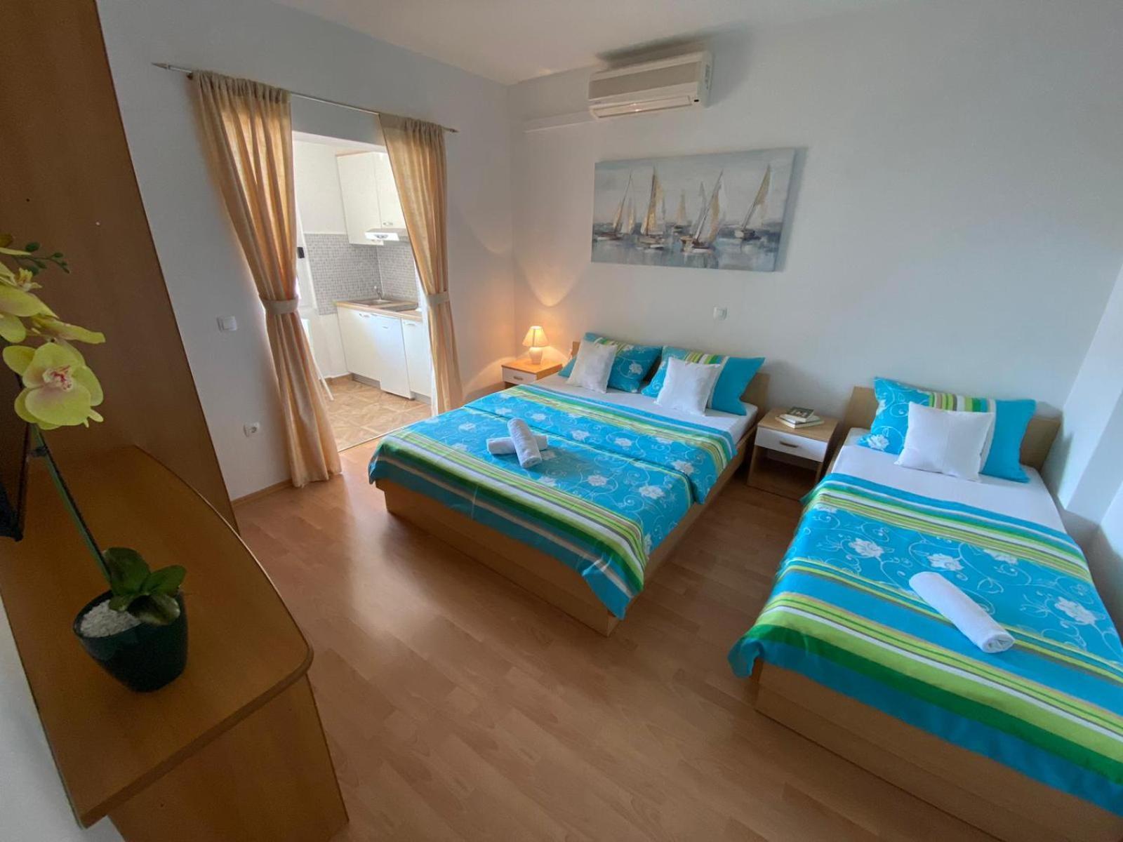 מאקרסקה Apartments Kovac חדר תמונה