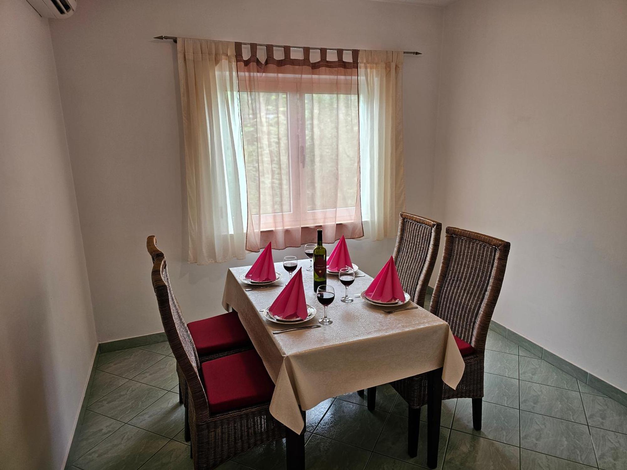 מאקרסקה Apartments Kovac חדר תמונה