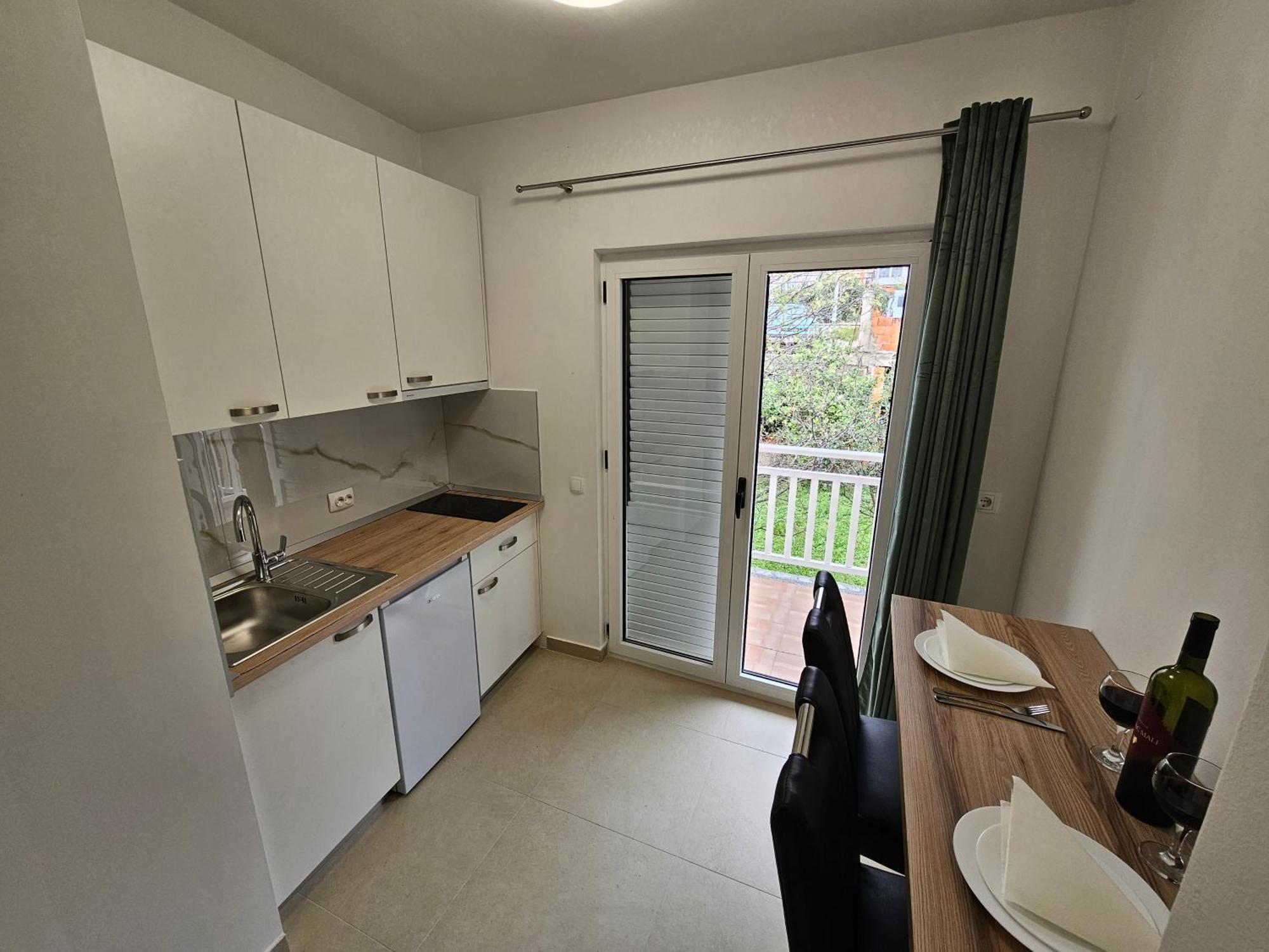מאקרסקה Apartments Kovac מראה חיצוני תמונה