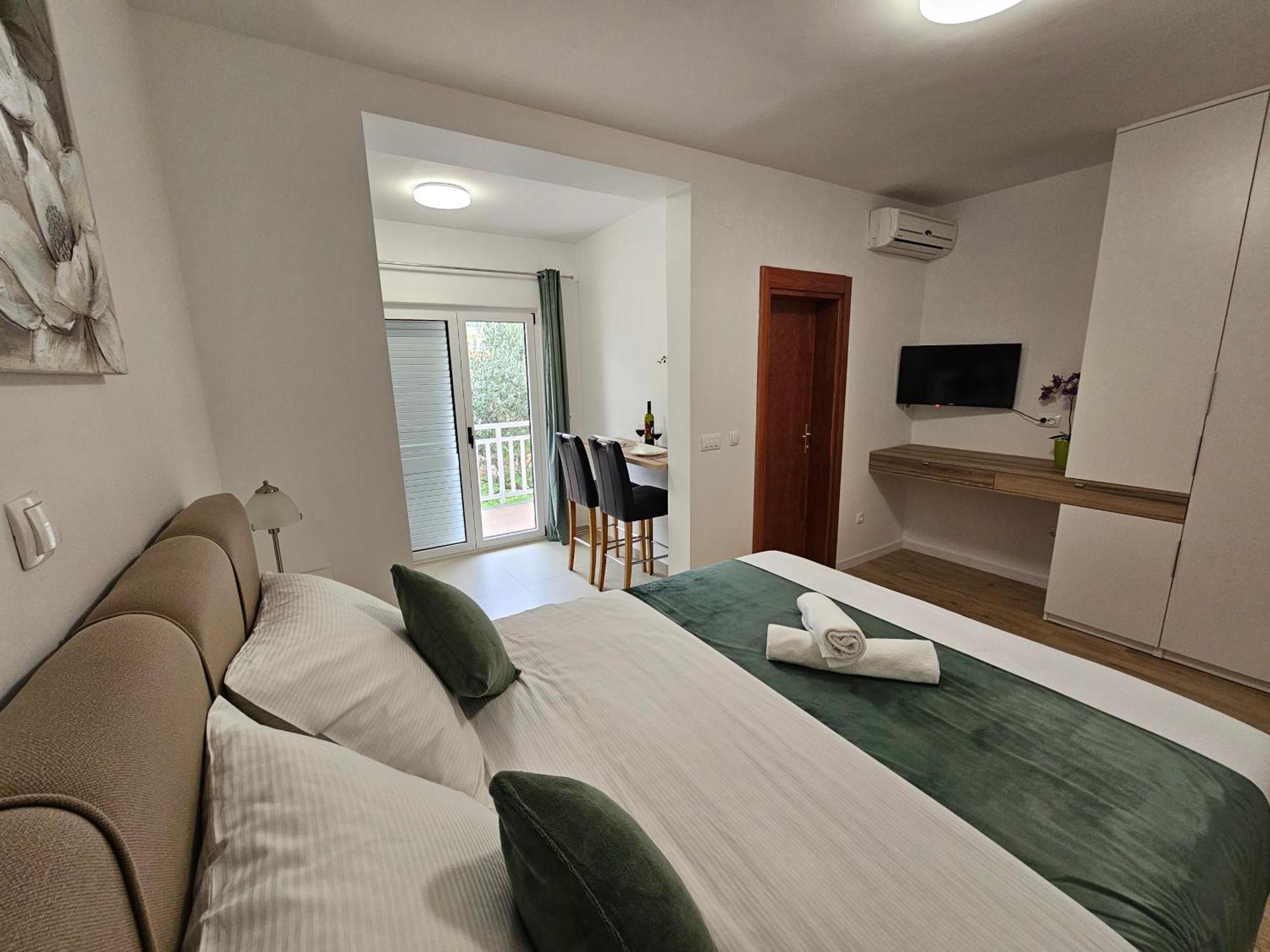 מאקרסקה Apartments Kovac מראה חיצוני תמונה