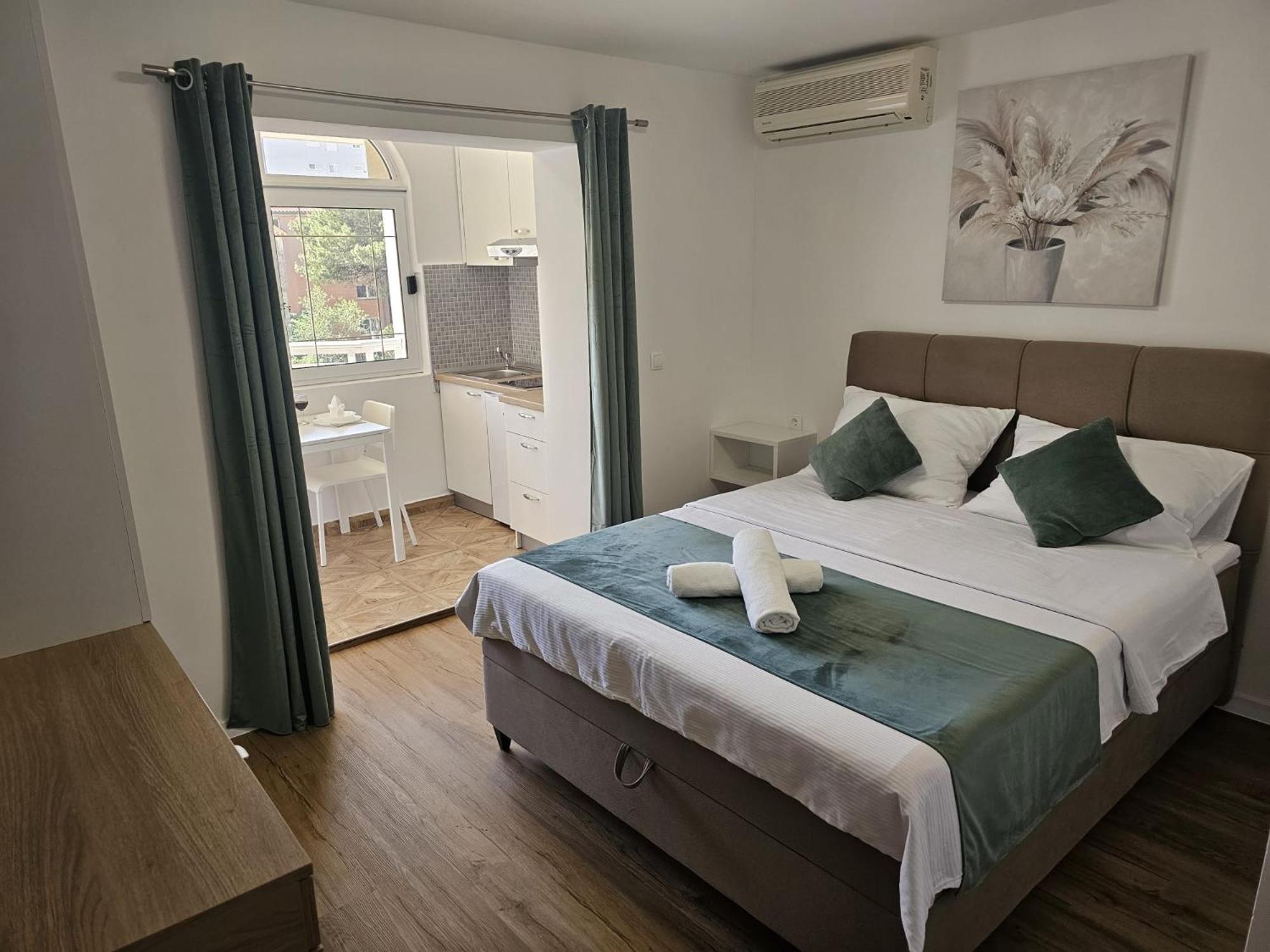 מאקרסקה Apartments Kovac חדר תמונה