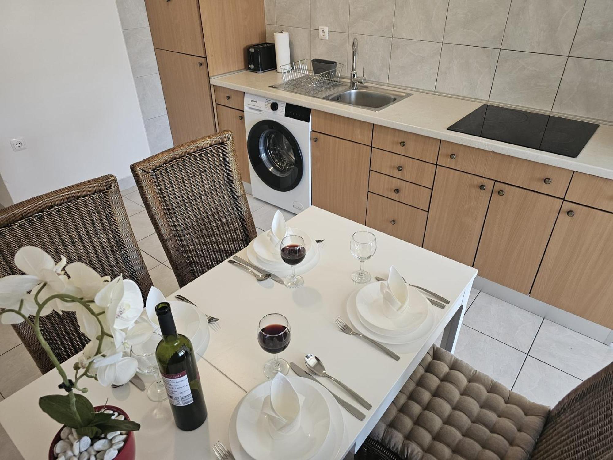 מאקרסקה Apartments Kovac חדר תמונה