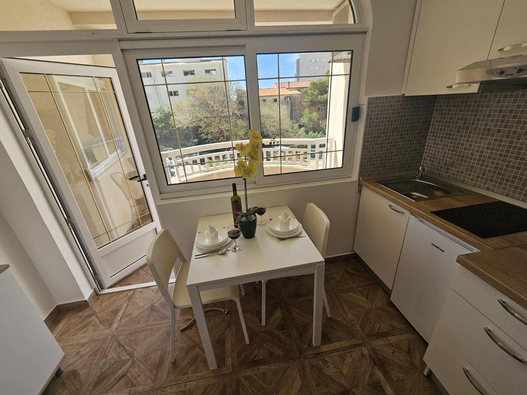 מאקרסקה Apartments Kovac חדר תמונה